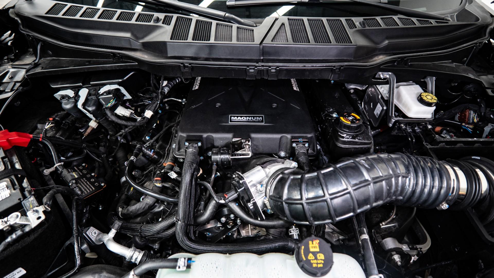 2025 FORD F-150 LARIAT in Black, photo 32 of 58