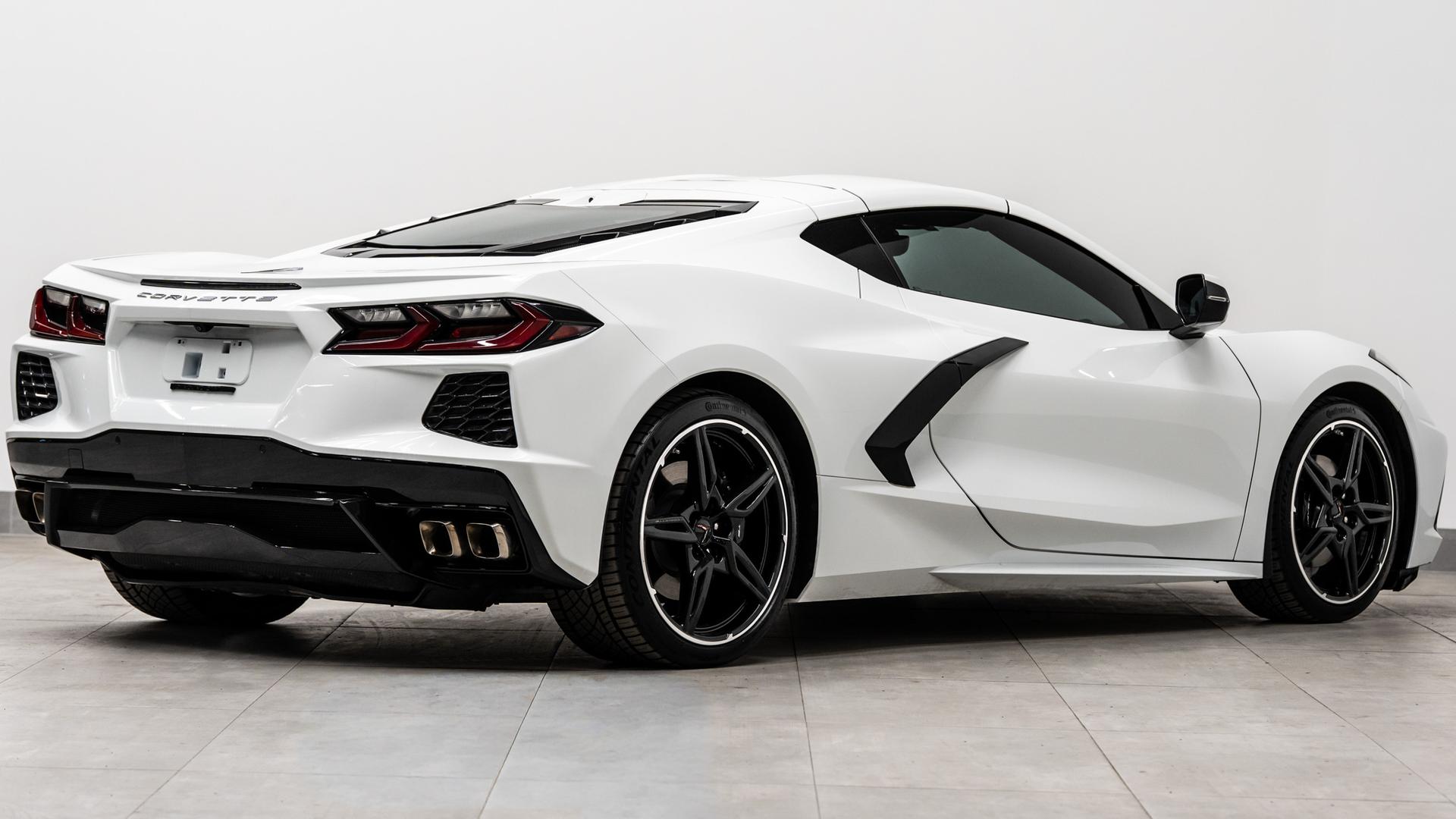 2020 CHEVROLET CORVETTE in ARCTIC WHITE, photo 9 of 49