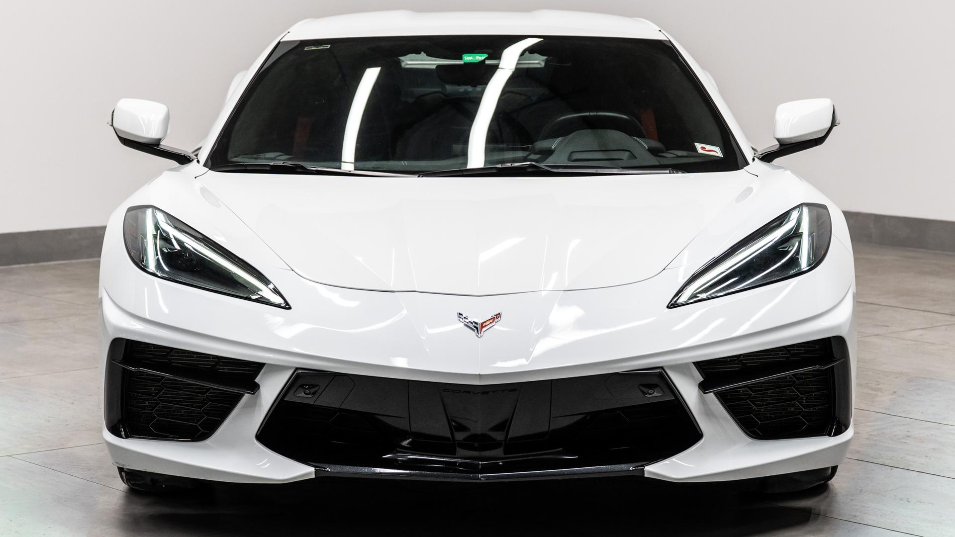 2020 CHEVROLET CORVETTE in ARCTIC WHITE, photo 4 of 49