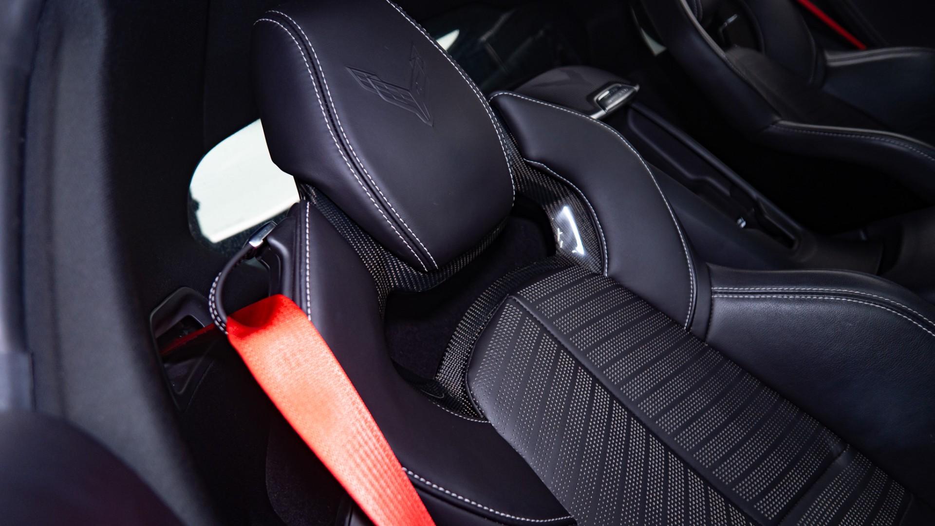 2020 CHEVROLET CORVETTE in ARCTIC WHITE, photo 19 of 49