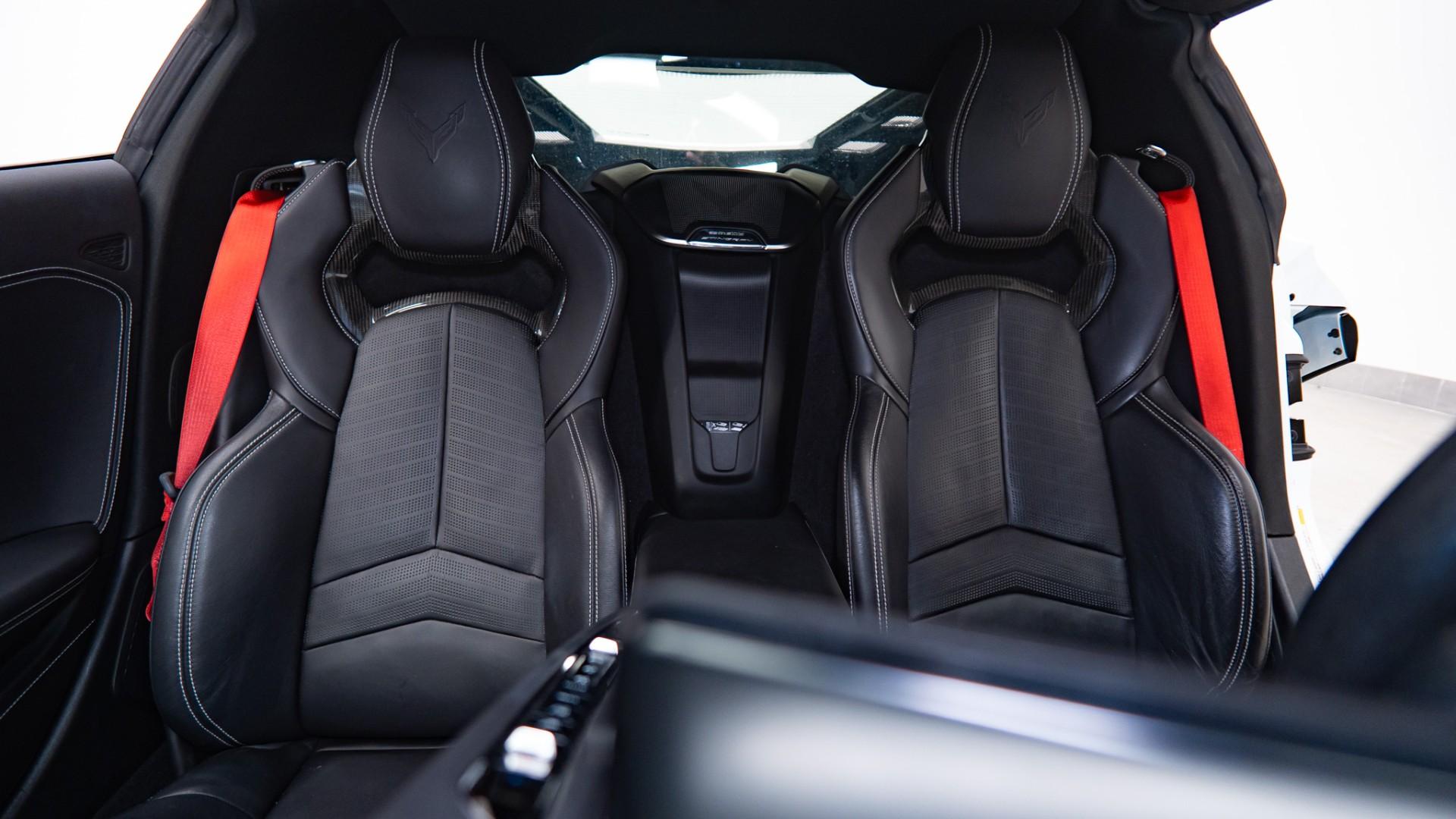 2020 CHEVROLET CORVETTE in ARCTIC WHITE, photo 21 of 49