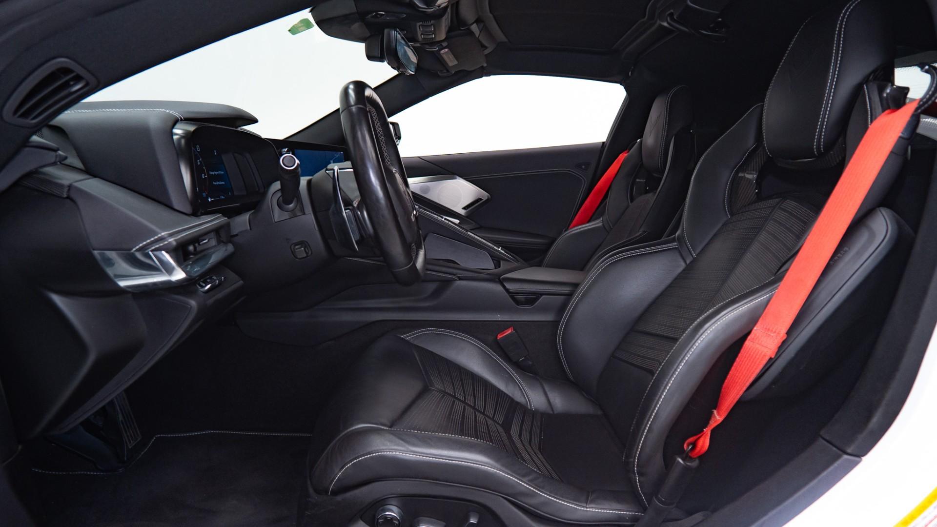 2020 CHEVROLET CORVETTE in ARCTIC WHITE, photo 33 of 49
