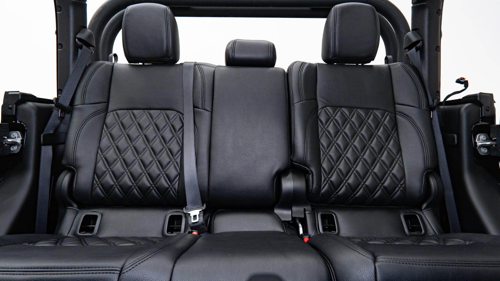 2026 JEEP GLADIATOR 4X4 in Black, photo 28 of 60