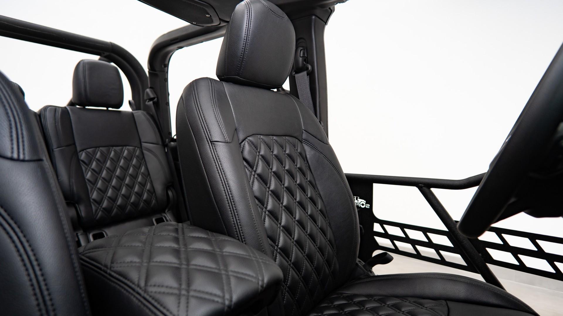 2026 JEEP GLADIATOR in Black, photo 20 of 55
