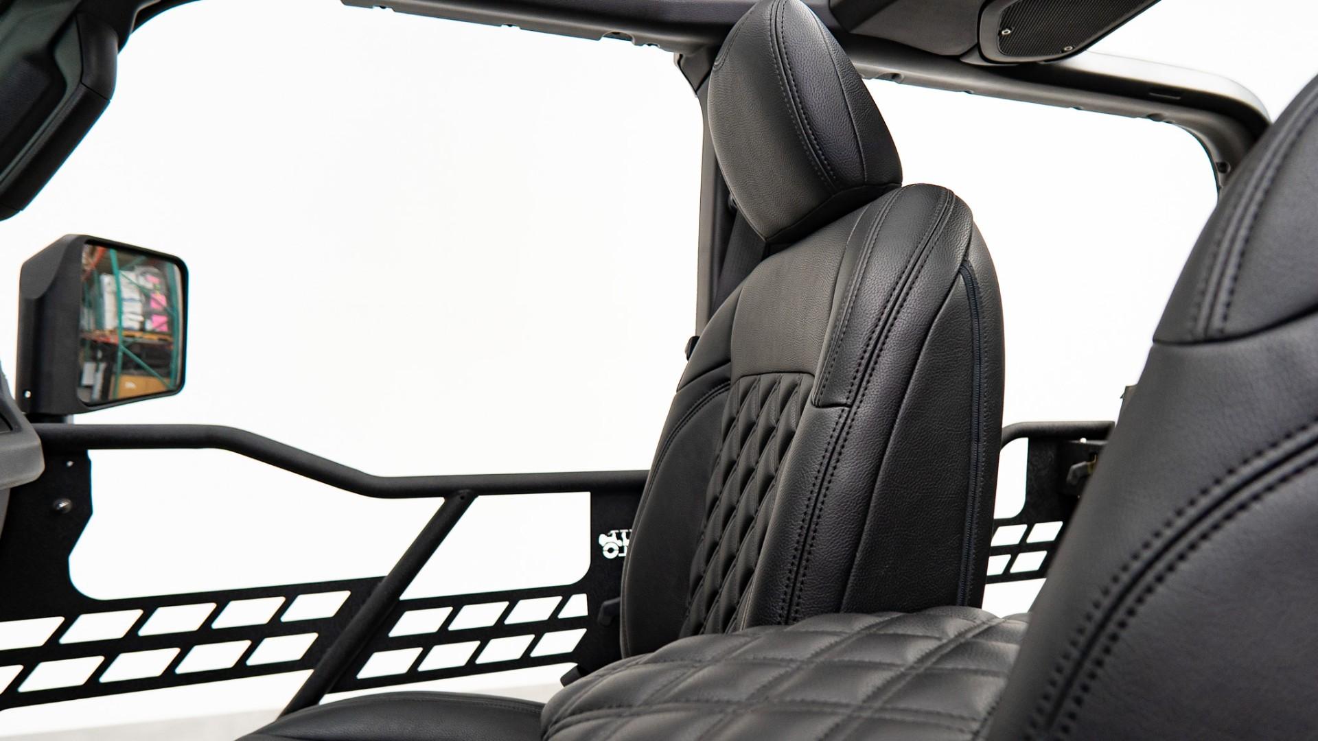 2026 JEEP GLADIATOR in Black, photo 26 of 55