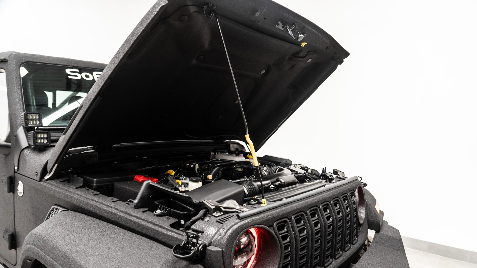 2026 JEEP GLADIATOR in Black, photo 36 of 55