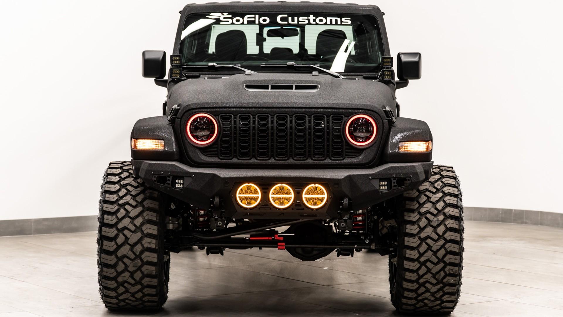 2026 JEEP GLADIATOR in Black, photo 4 of 55