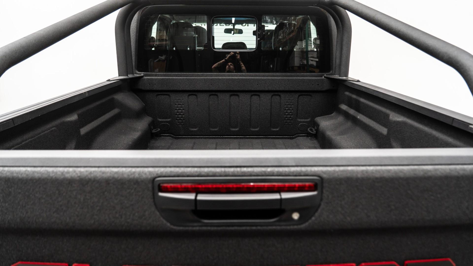 2026 JEEP GLADIATOR in Black, photo 49 of 55