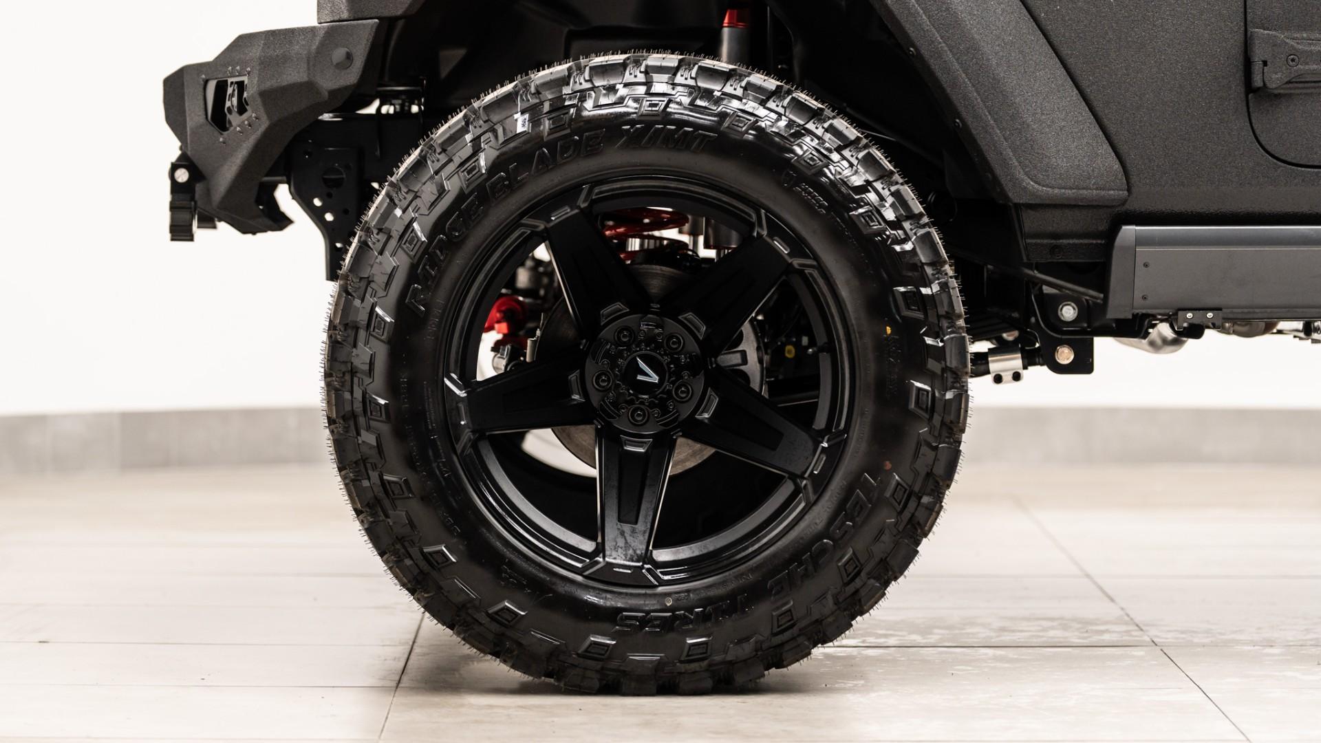 2026 JEEP GLADIATOR in Black, photo 54 of 55