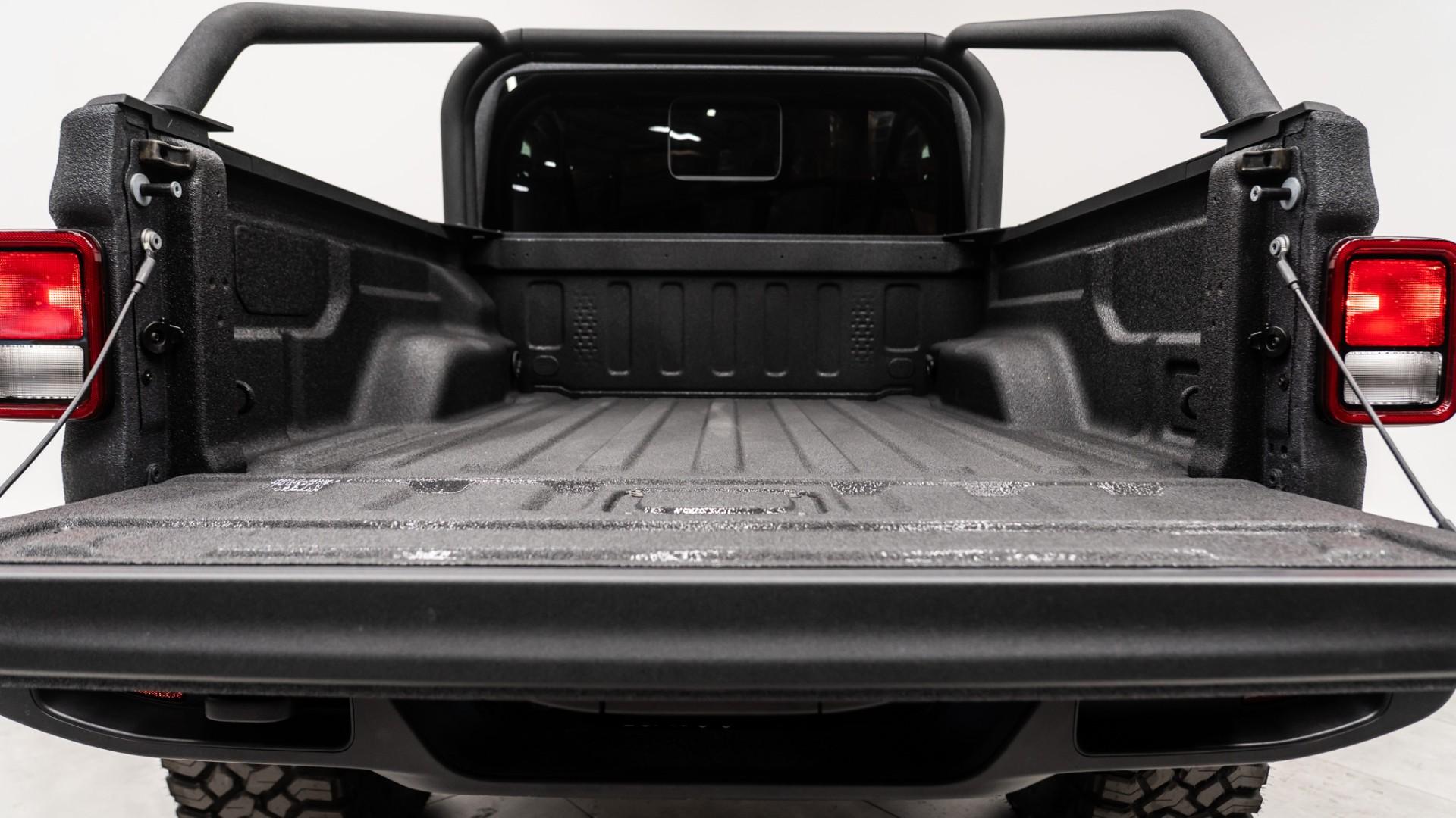 2026 JEEP GLADIATOR in Gray, photo 40 of 50