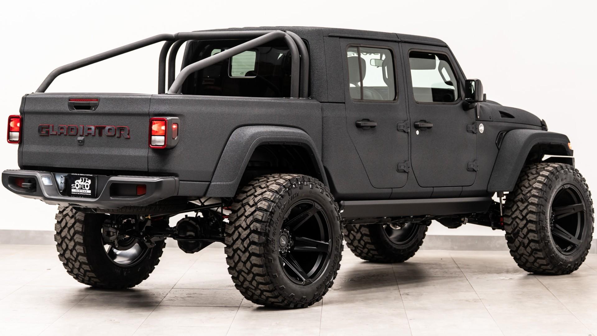 2026 JEEP GLADIATOR in Gray, photo 8 of 50