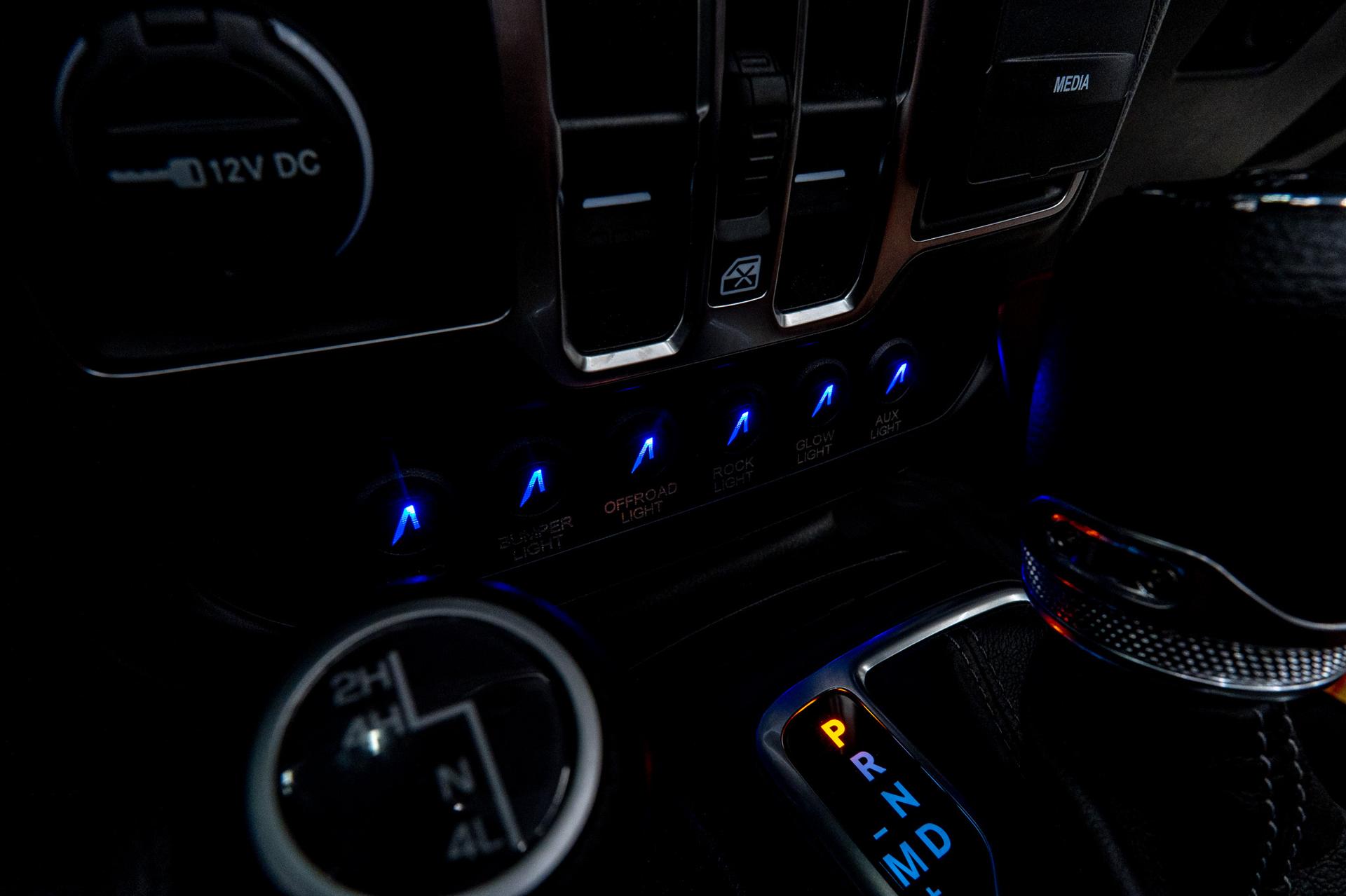 2026 JEEP WRANGLER in Blue, photo 31 of 60