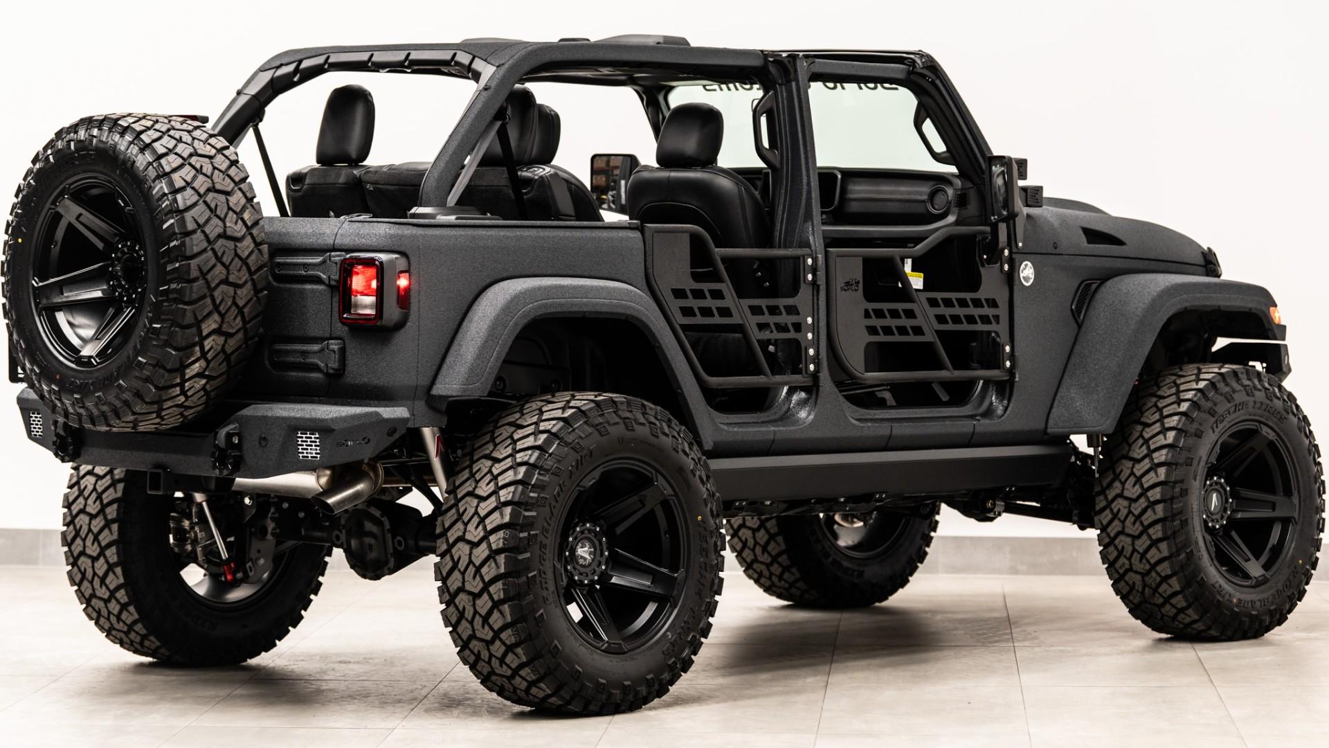 2026 JEEP WRANGLER in Gray, photo 16 of 48