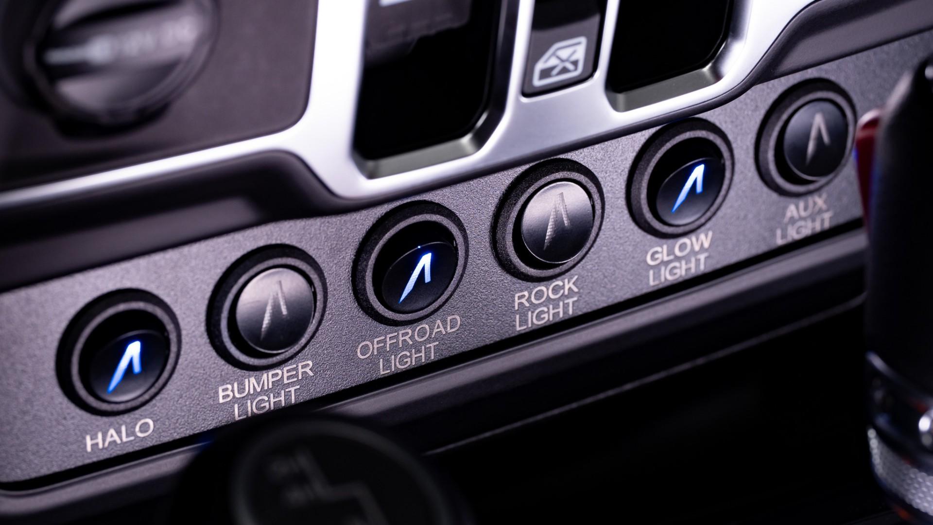 2026 JEEP WRANGLER in Black, photo 33 of 55