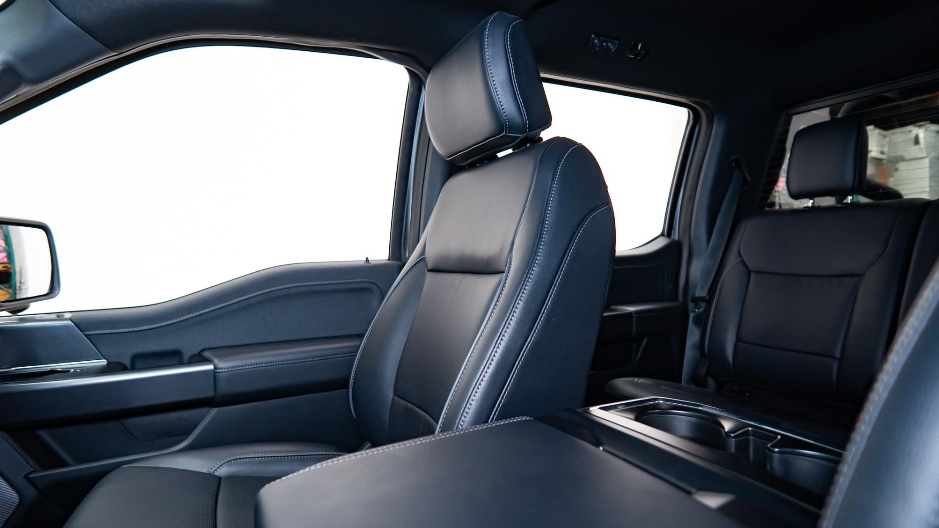 2025 FORD F-150 4X4 LARIAT in Gray, photo 32 of 52