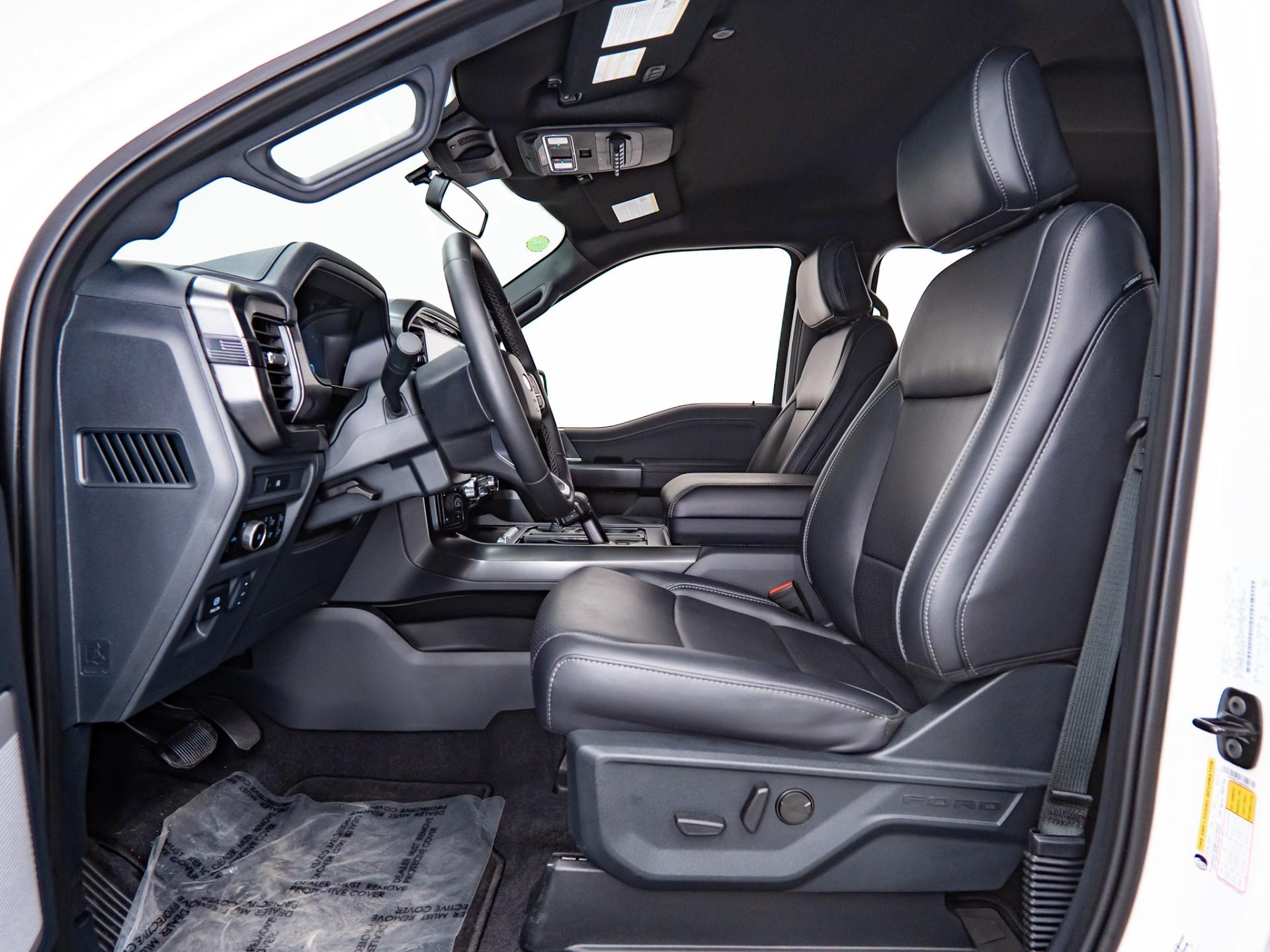 2025 FORD F-150 4X4 LARIAT in White, photo 31 of 46