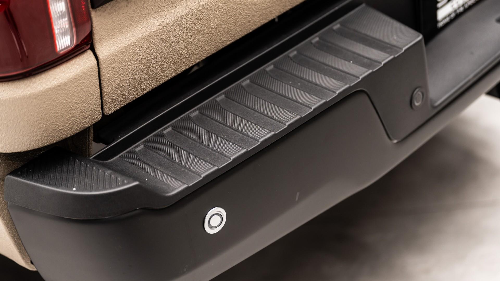 2025 FORD F-150 LARIAT in Tan, photo 20 of 51