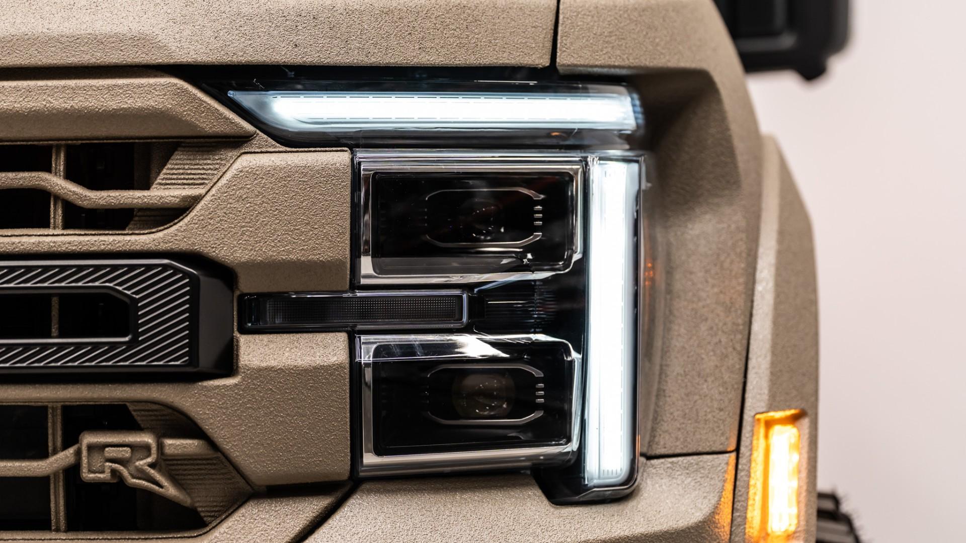 2025 FORD F-150 LARIAT in Tan, photo 24 of 51