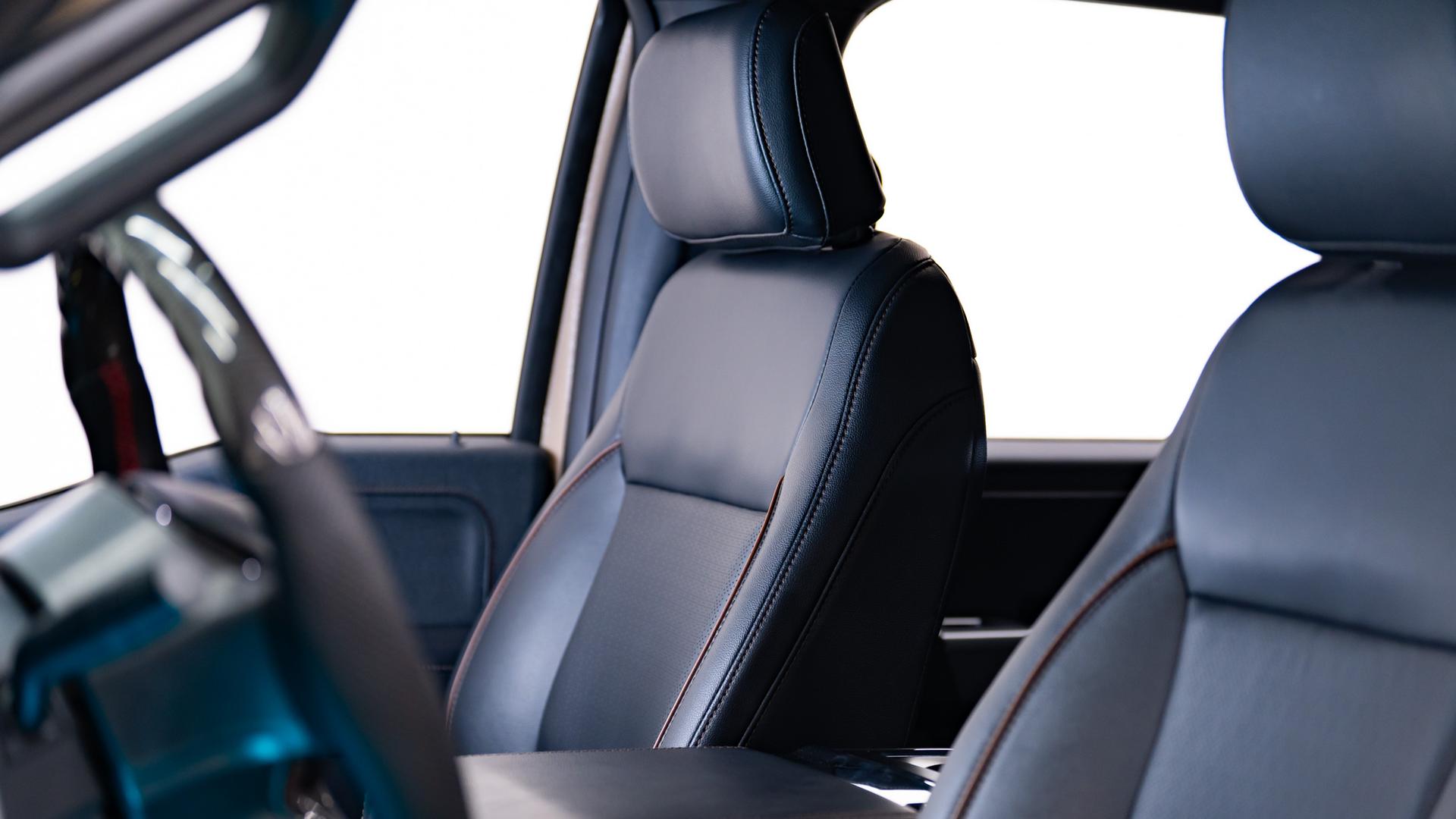 2025 FORD F-150 LARIAT in Tan, photo 47 of 51