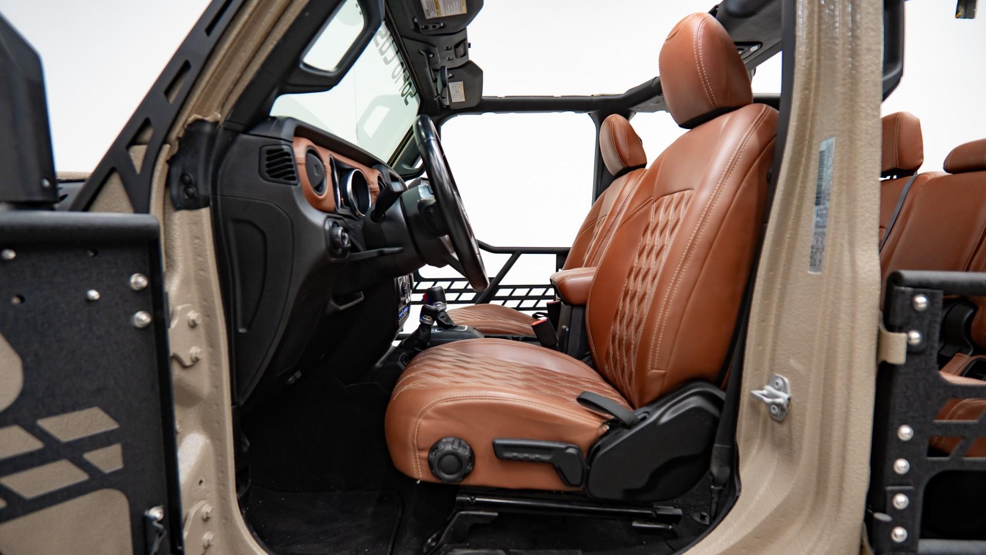 2020 JEEP GLADIATOR in Tan, photo 24 of 51
