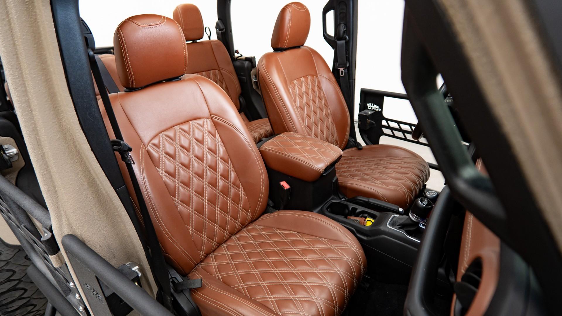 2020 JEEP GLADIATOR in Tan, photo 32 of 51