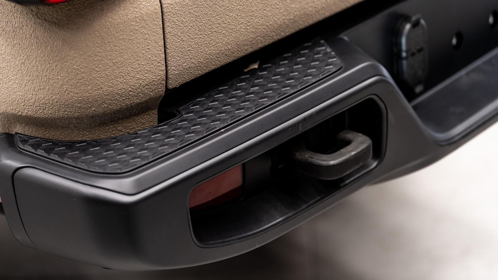 2020 JEEP GLADIATOR in Tan, photo 47 of 51