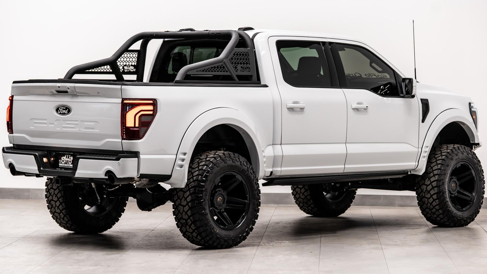 2025 FORD F-150 LARIAT in White, photo 8 of 48