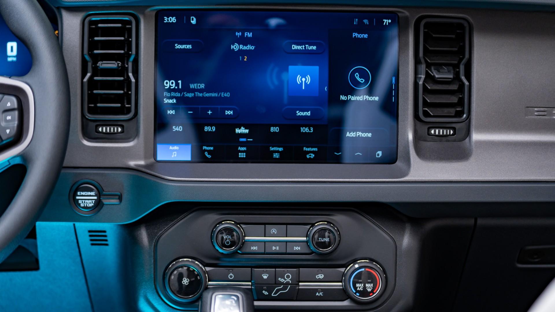 2026 FORD BRONCO in Black, photo 20 of 50