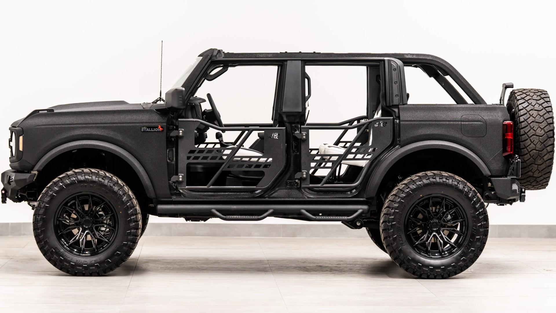 2026 FORD BRONCO in Black, photo 17 of 50