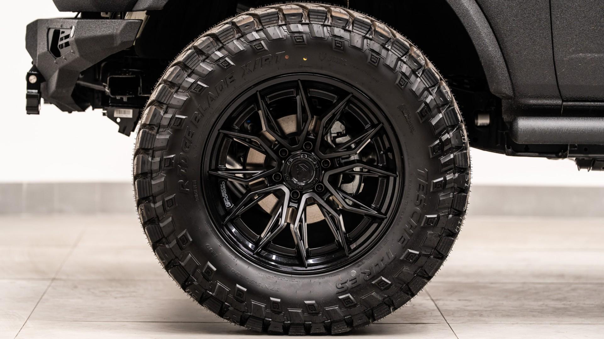 2026 FORD BRONCO in Black, photo 49 of 50
