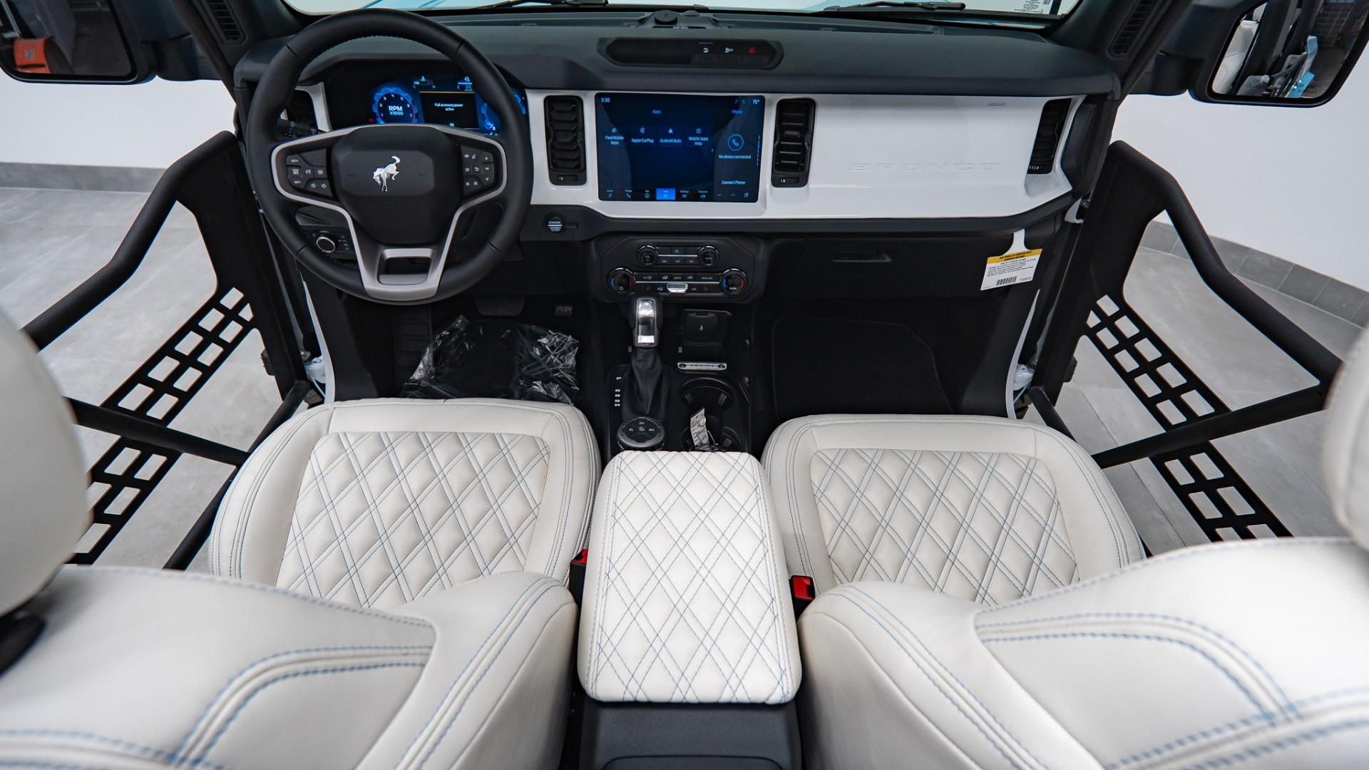 2026 FORD BRONCO in Blue, photo 2 of 54