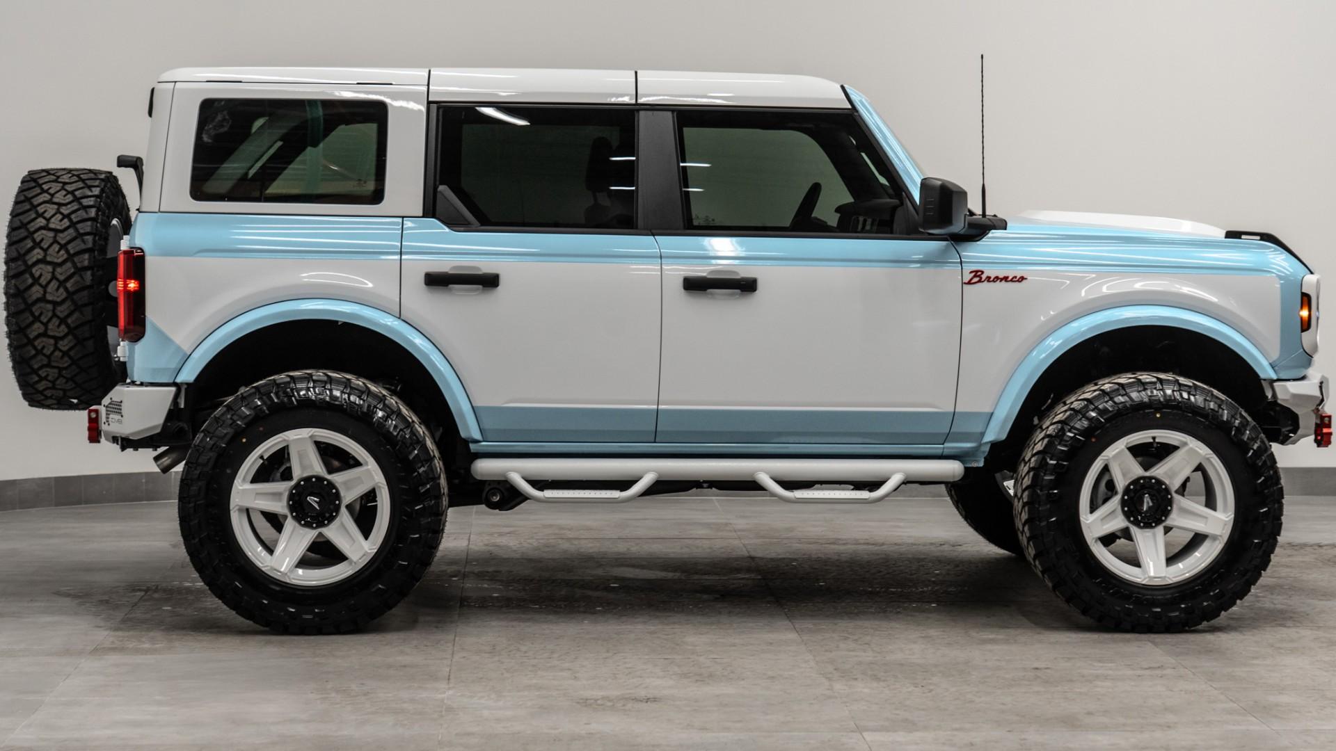 2026 FORD BRONCO in Blue, photo 6 of 54