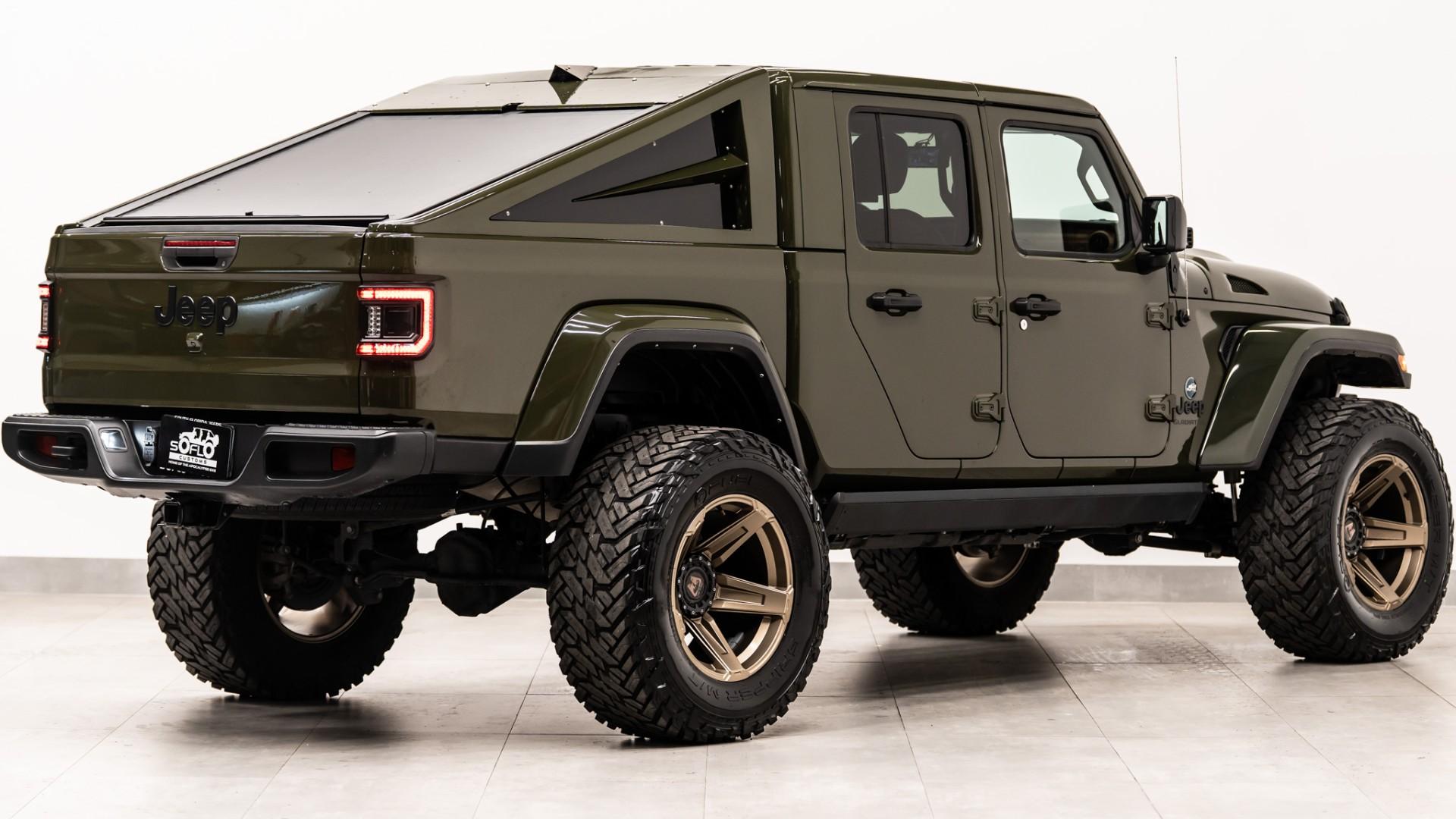 2022 JEEP GLADIATOR in Green, photo 8 of 60