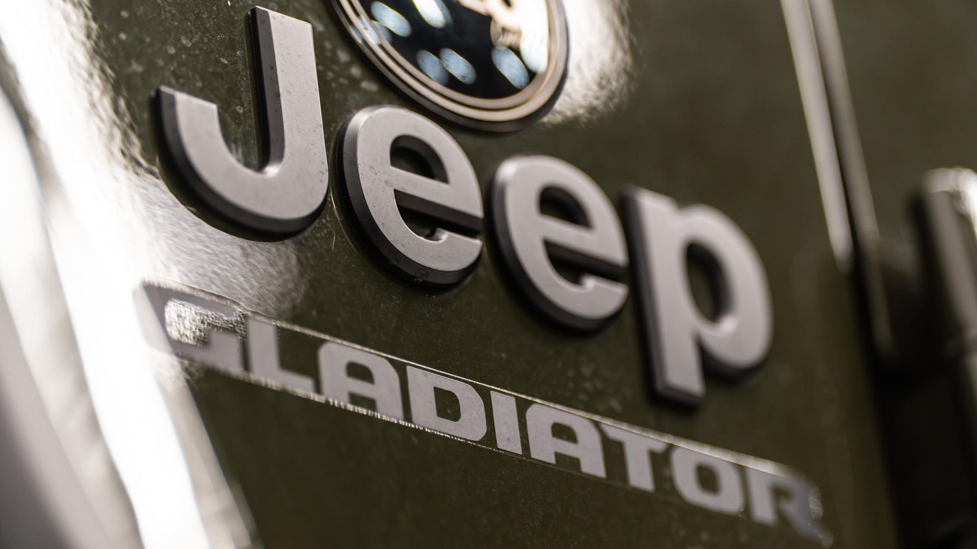 2022 JEEP GLADIATOR in Green, photo 58 of 60