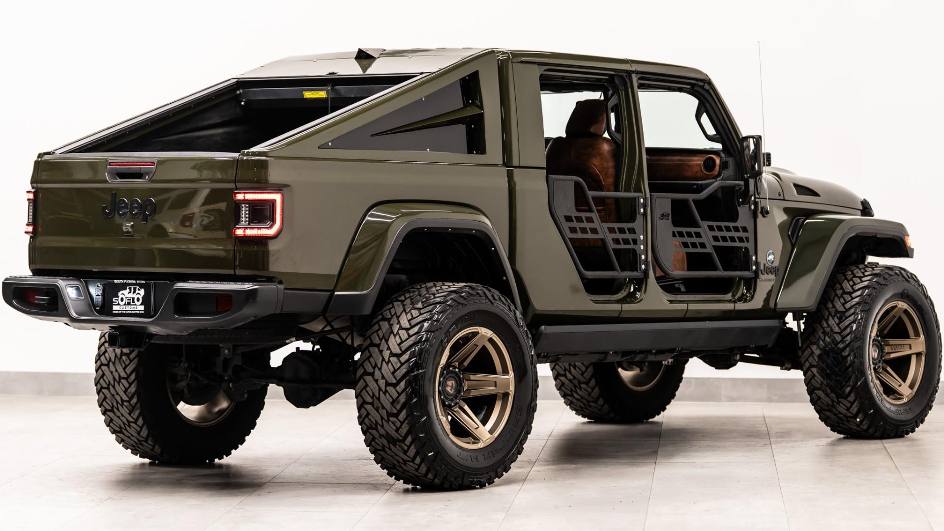 2022 JEEP GLADIATOR in Green, photo 16 of 60