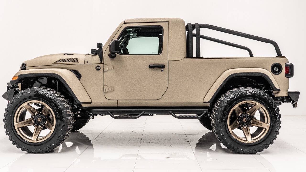 2024 JEEP WRANGLER in Tan, photo 10 of 26