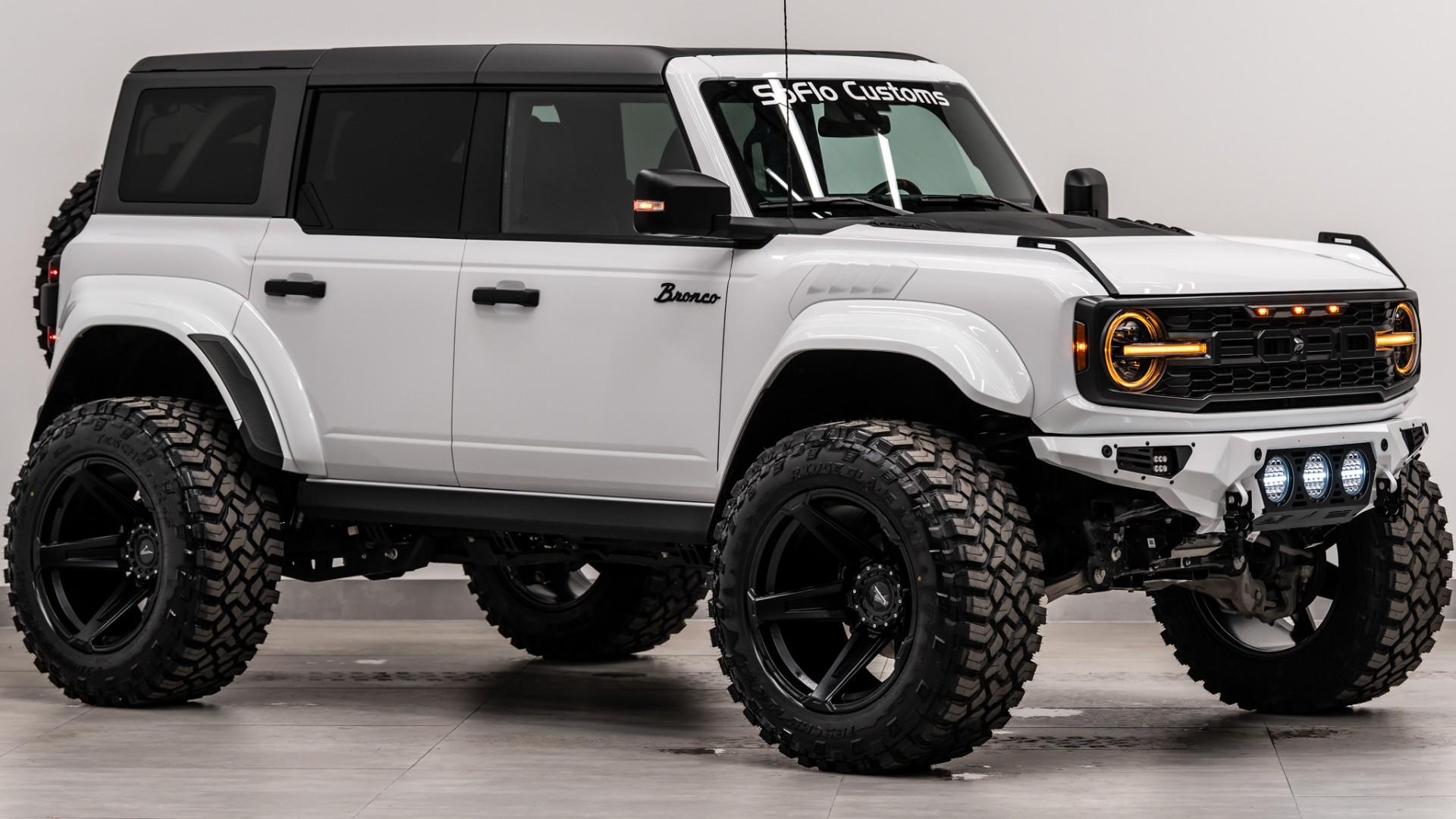 2024 FORD BRONCO RAPTOR in White, photo 6 of 60