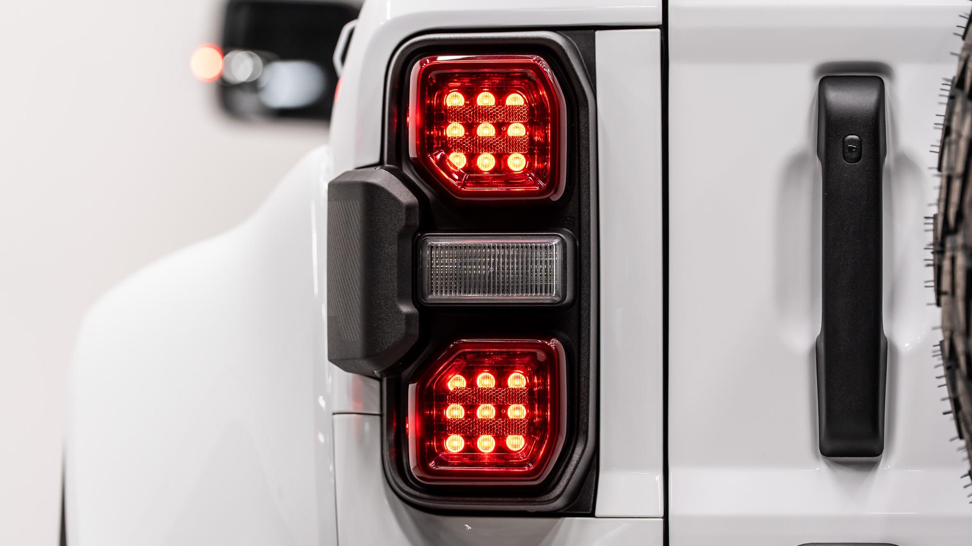 2024 FORD BRONCO RAPTOR in White, photo 56 of 60