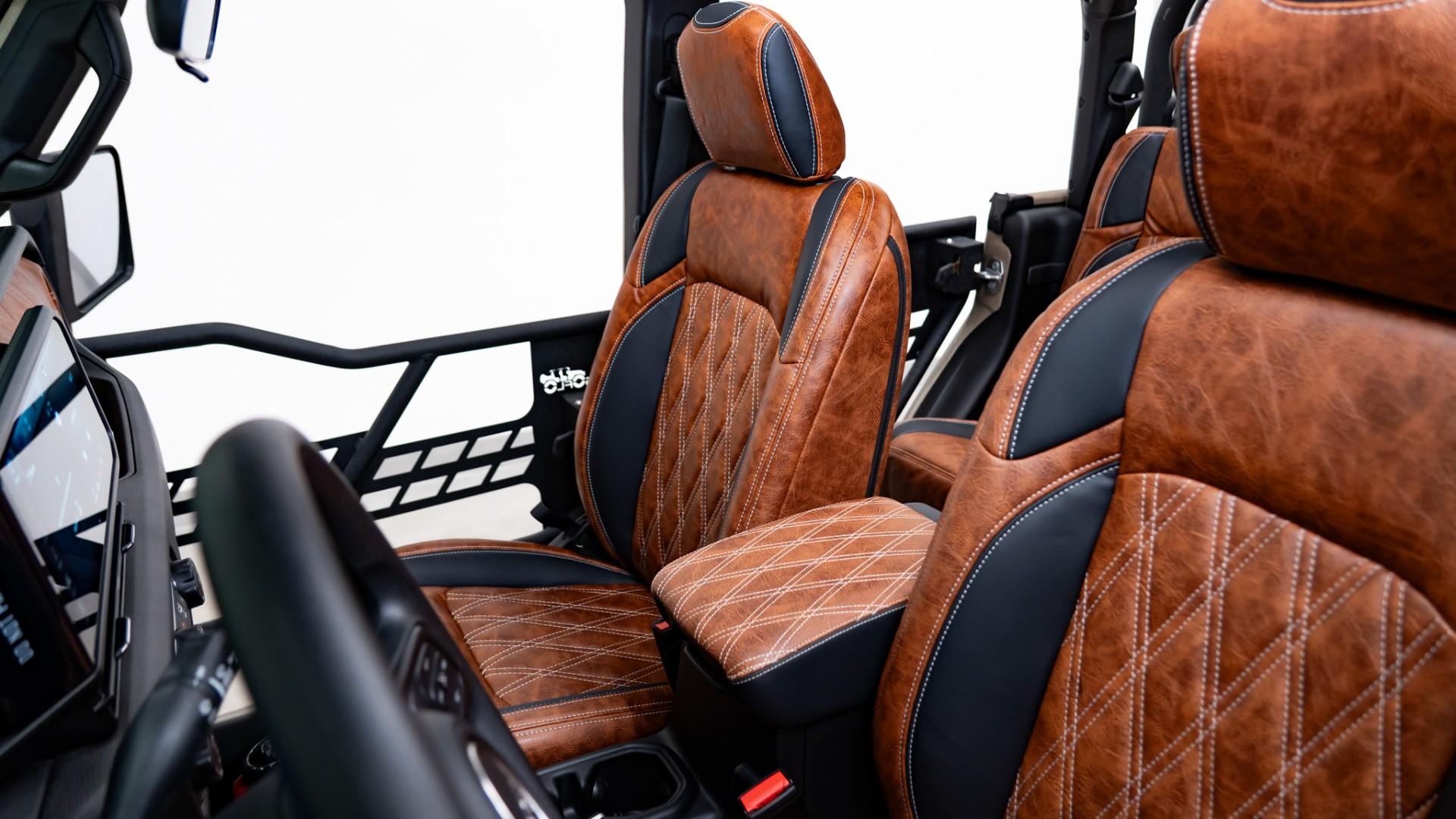 2026 JEEP GLADIATOR in Tan, photo 28 of 60