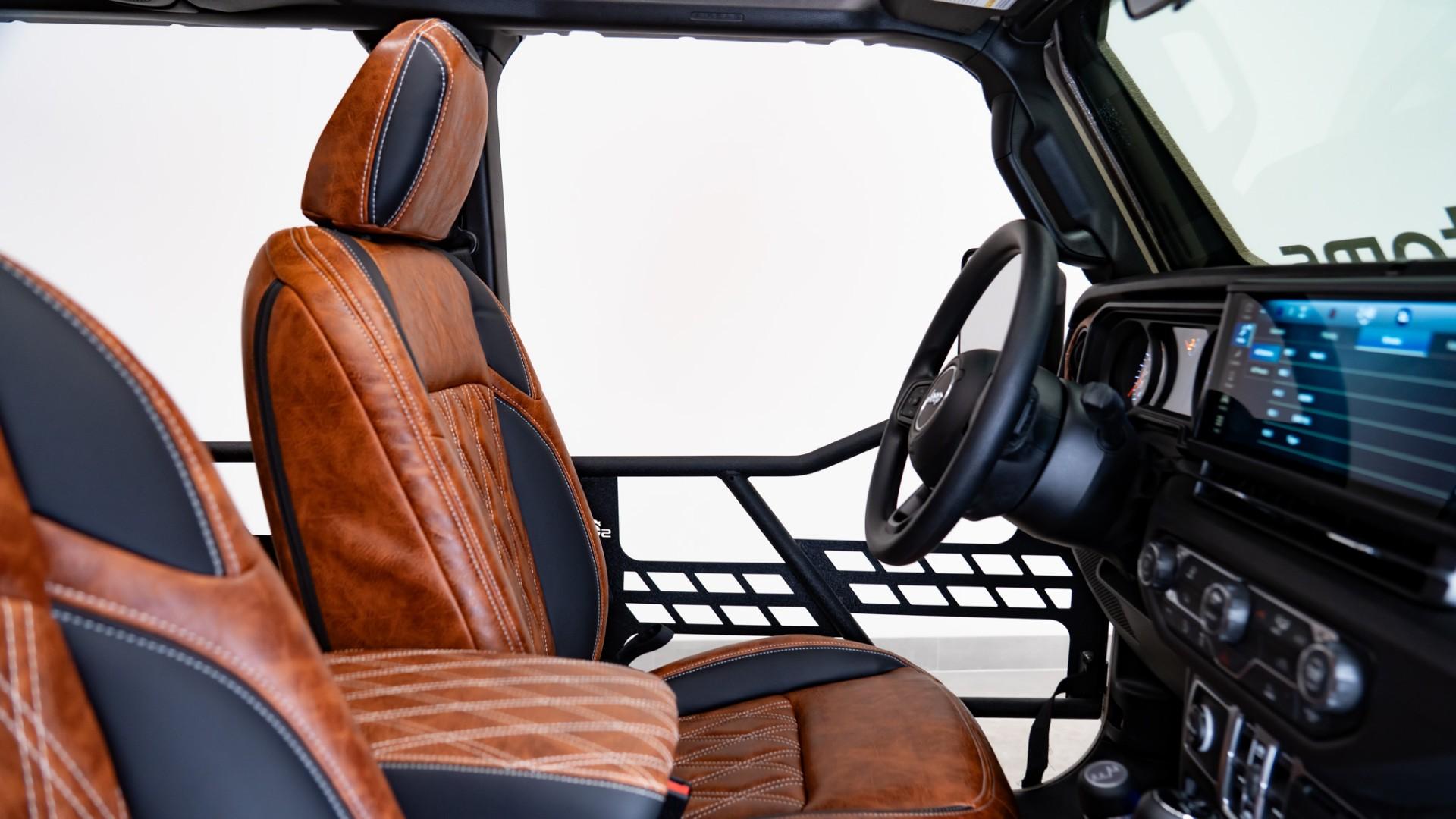 2026 JEEP GLADIATOR in Tan, photo 31 of 60