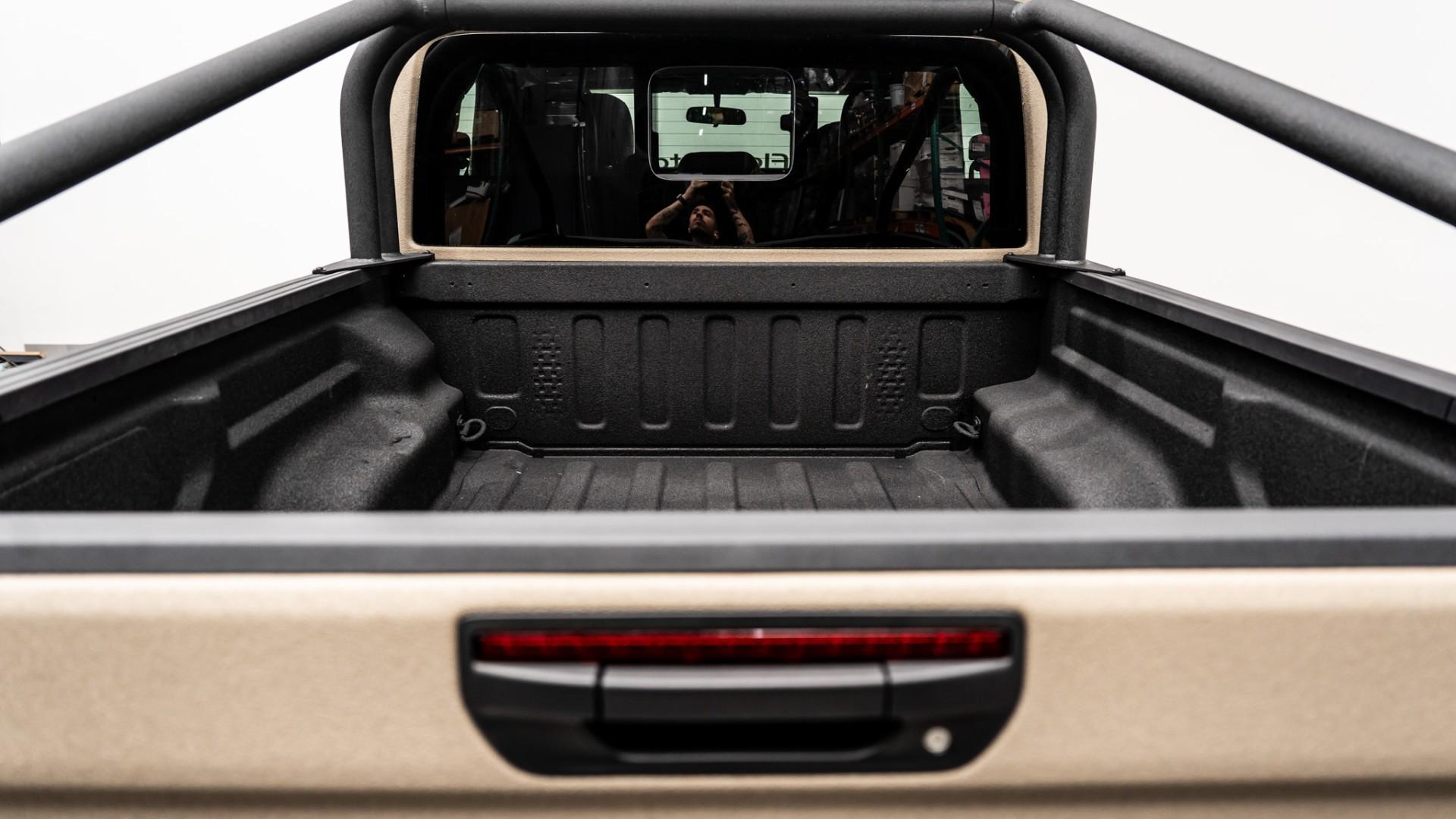 2026 JEEP GLADIATOR in Tan, photo 57 of 60