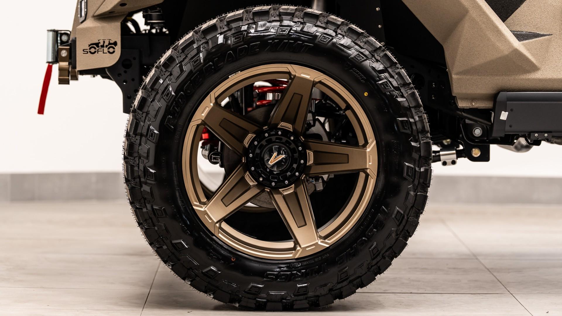 2026 JEEP GLADIATOR in Tan, photo 59 of 60