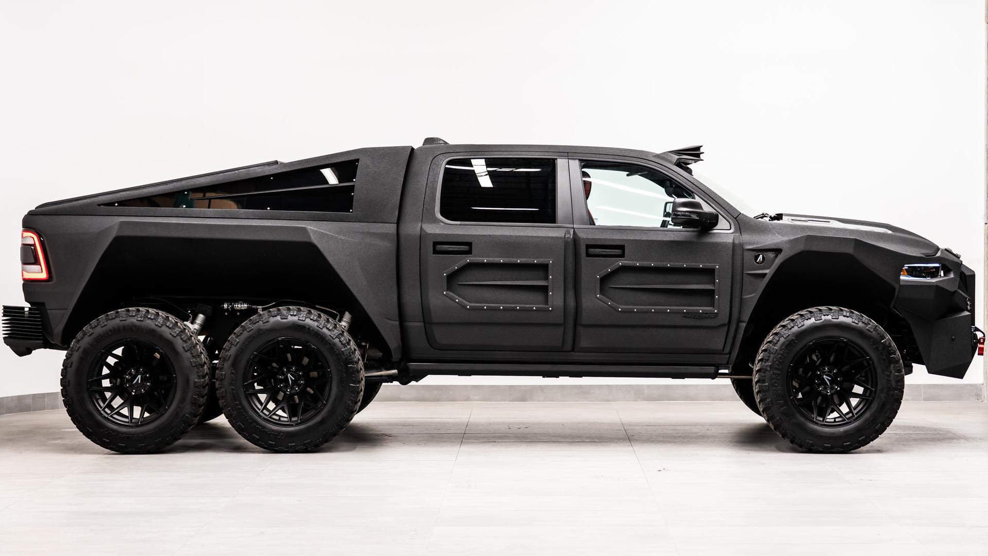 2024 APOCALYPSE JUGGERNAUT in Black, photo 6 of 60