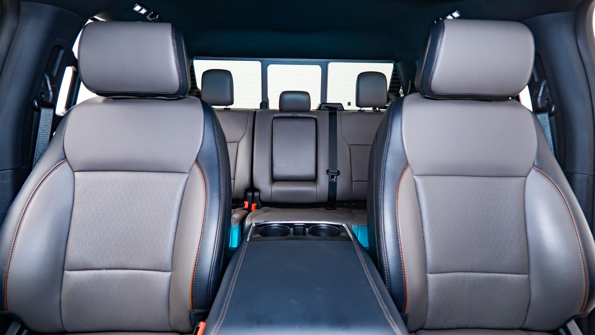 2025 FORD F-150 4X4 LARIAT in Black, photo 42 of 54