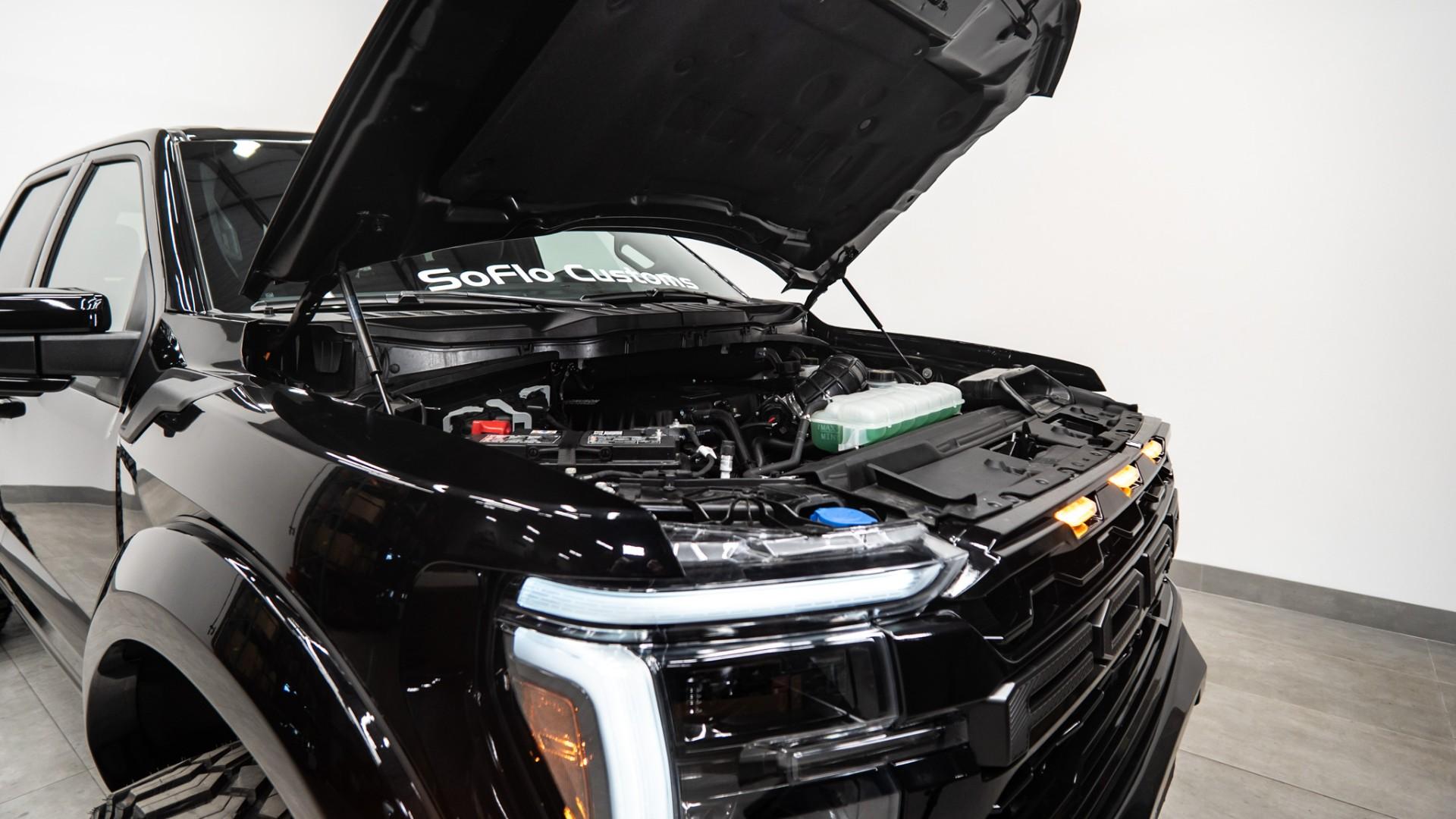 2025 FORD F-150 4X4 LARIAT in Black, photo 29 of 54
