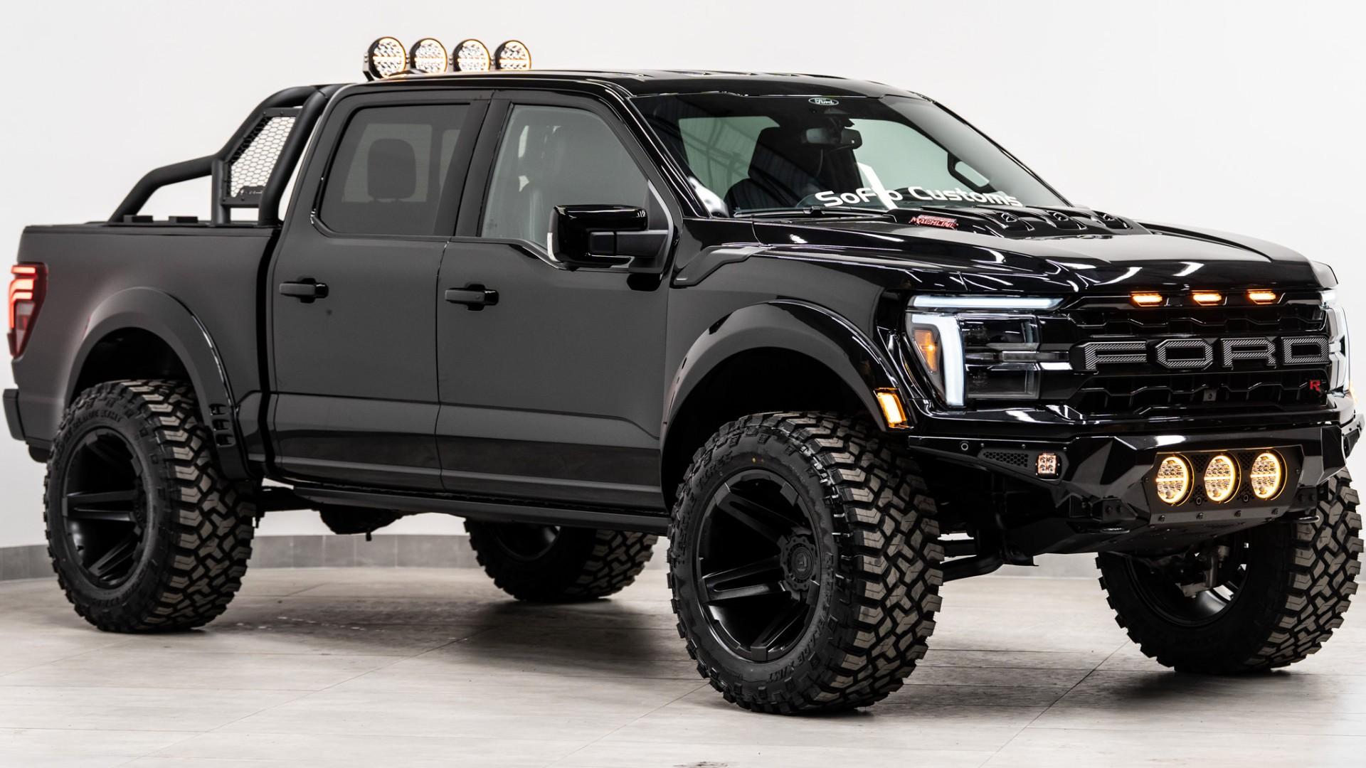 2025 FORD F-150 4X4 LARIAT in Black, photo 6 of 54