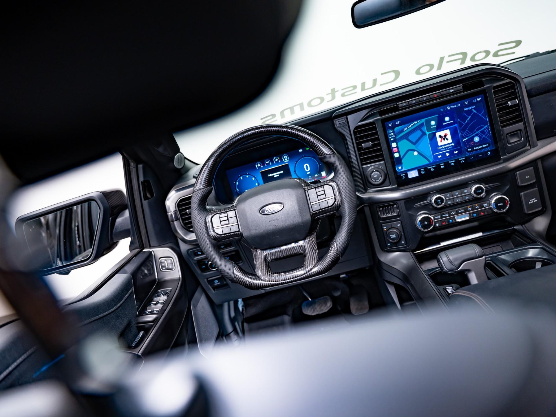 2025 FORD F-150 4X4 LARIAT in Black, photo 33 of 54