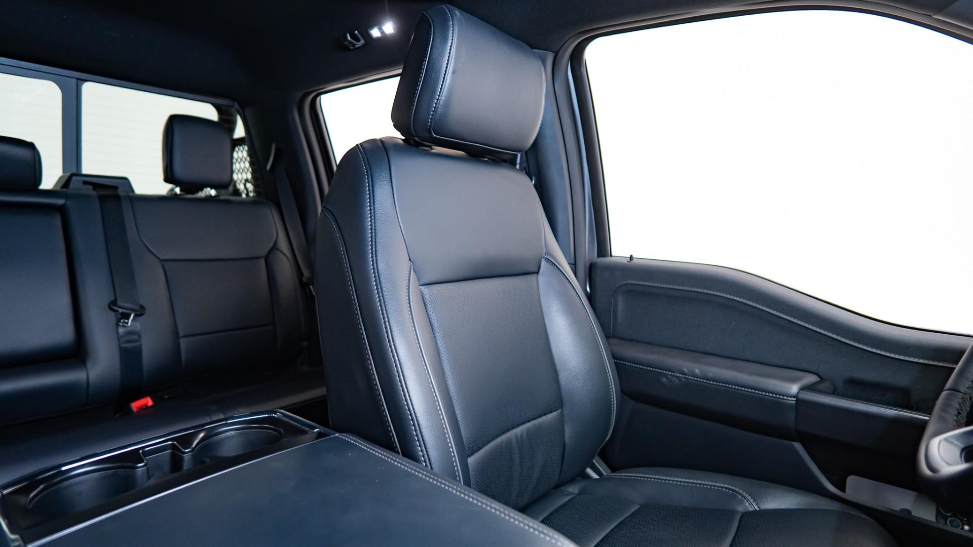 2025 FORD F-150 LARIAT in Gray, photo 18 of 40