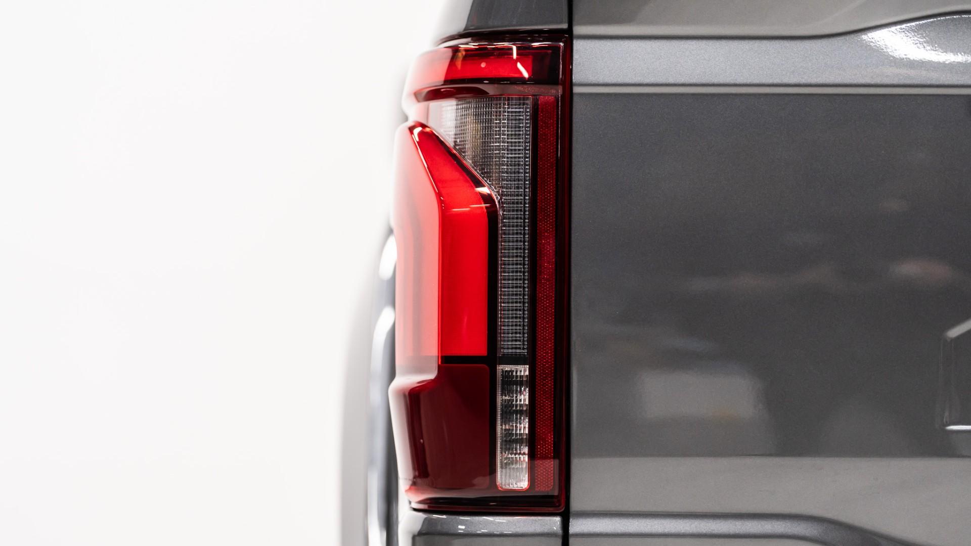 2025 FORD F-150 LARIAT in Gray, photo 36 of 40