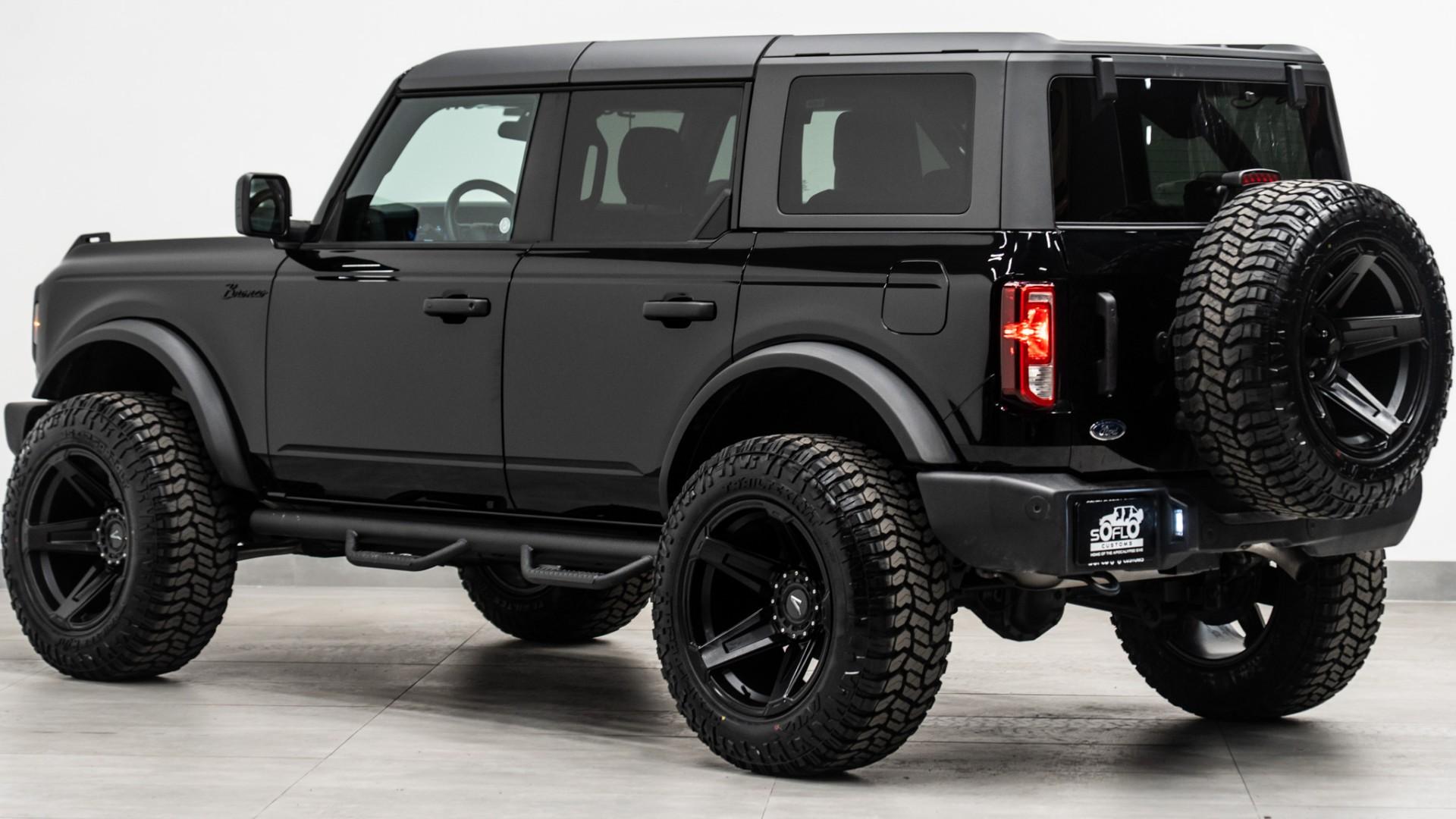 2026 FORD BRONCO in Black, photo 10 of 30
